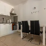 Agape Lägenhet *