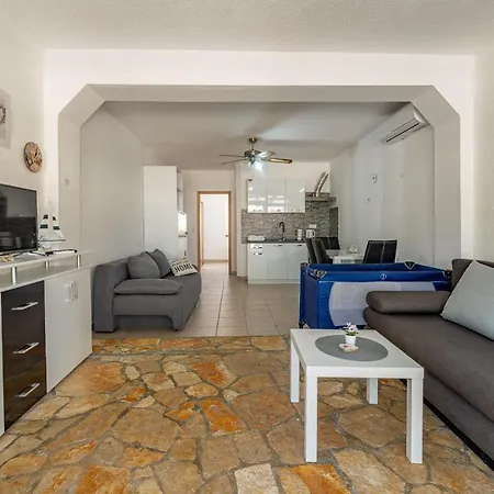 Apartment Agape Vir