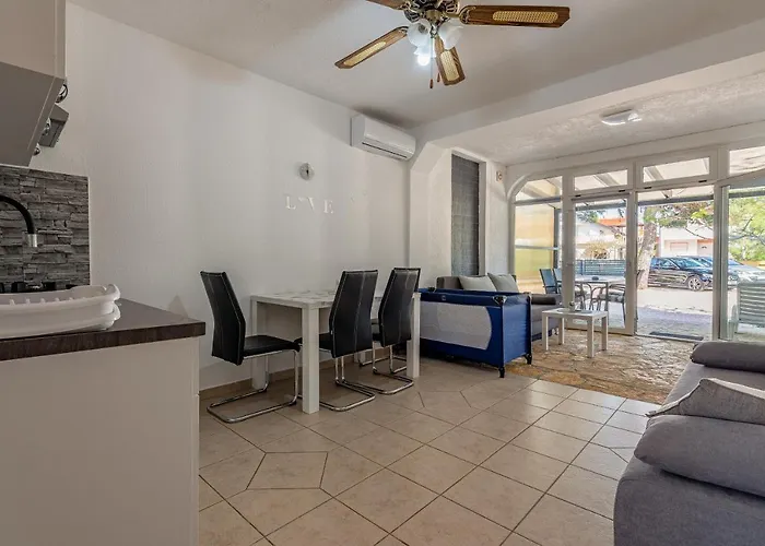 Apartament Agape Vir