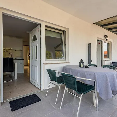 Apartment Agape Vir