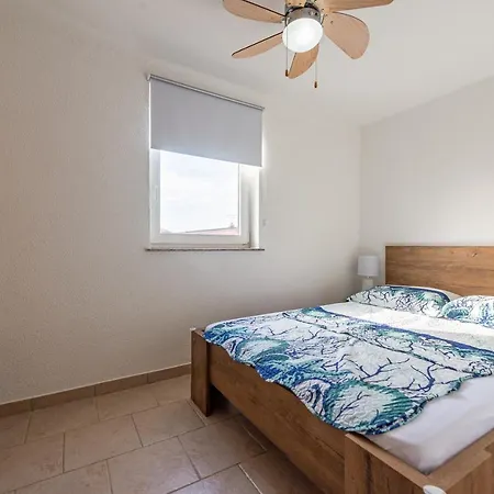 Agape Apartment Vir